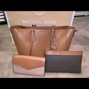 Michael Kors 3 in 1 Leather Tote